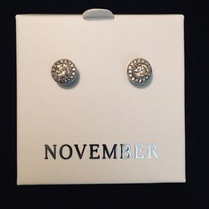 Chloe & Isabel November birthstone earrings